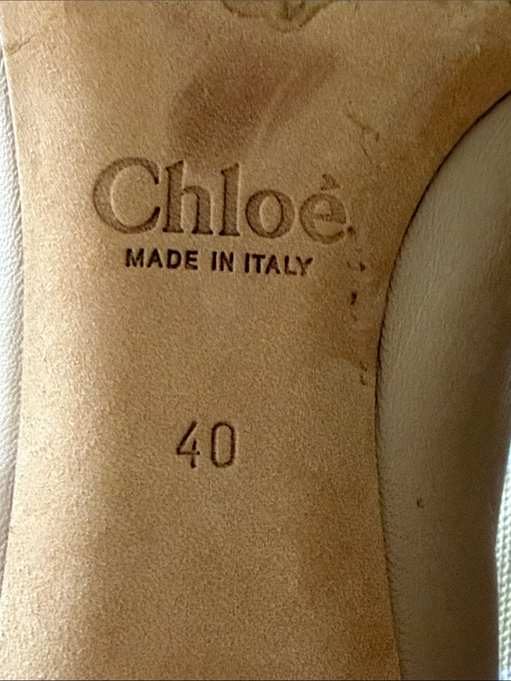 Chloe Lauren Scalloped Nude Leather Block Heel Pump - Picture 9 of 10